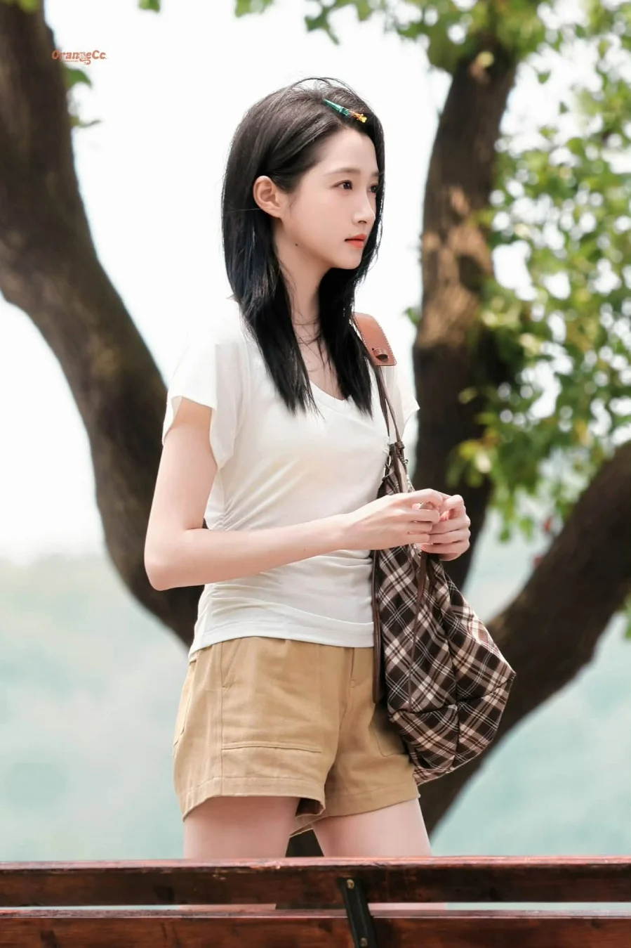 Bí quyết phong cách sao Việt: Gọn gàng để tôn dáng