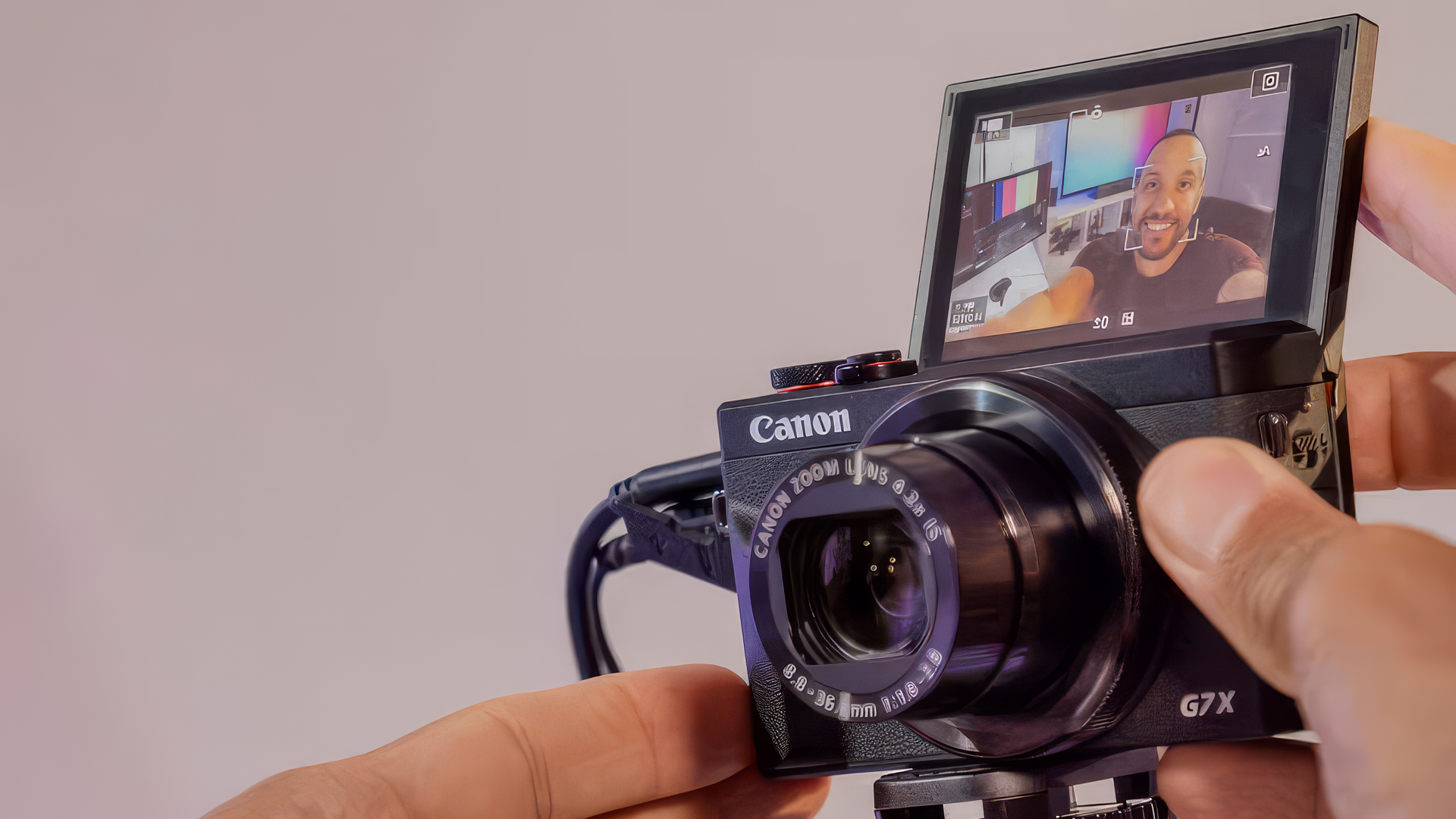 Compact Cameras Are Quietly Reshaping the Camera Market
