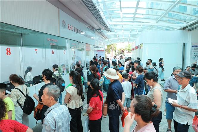 Bảo hiểm y tế AI: Kiểm soát chi phí hay kiểm soát người bệnh?