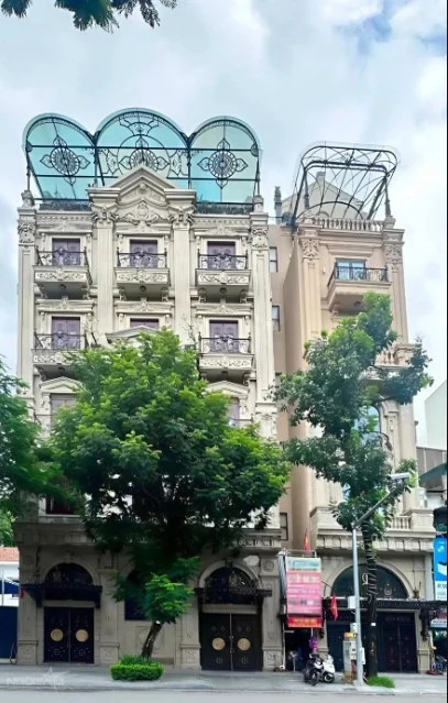 Khám phá những góc nội thất sang trọng trong biệt thự của sao Việt