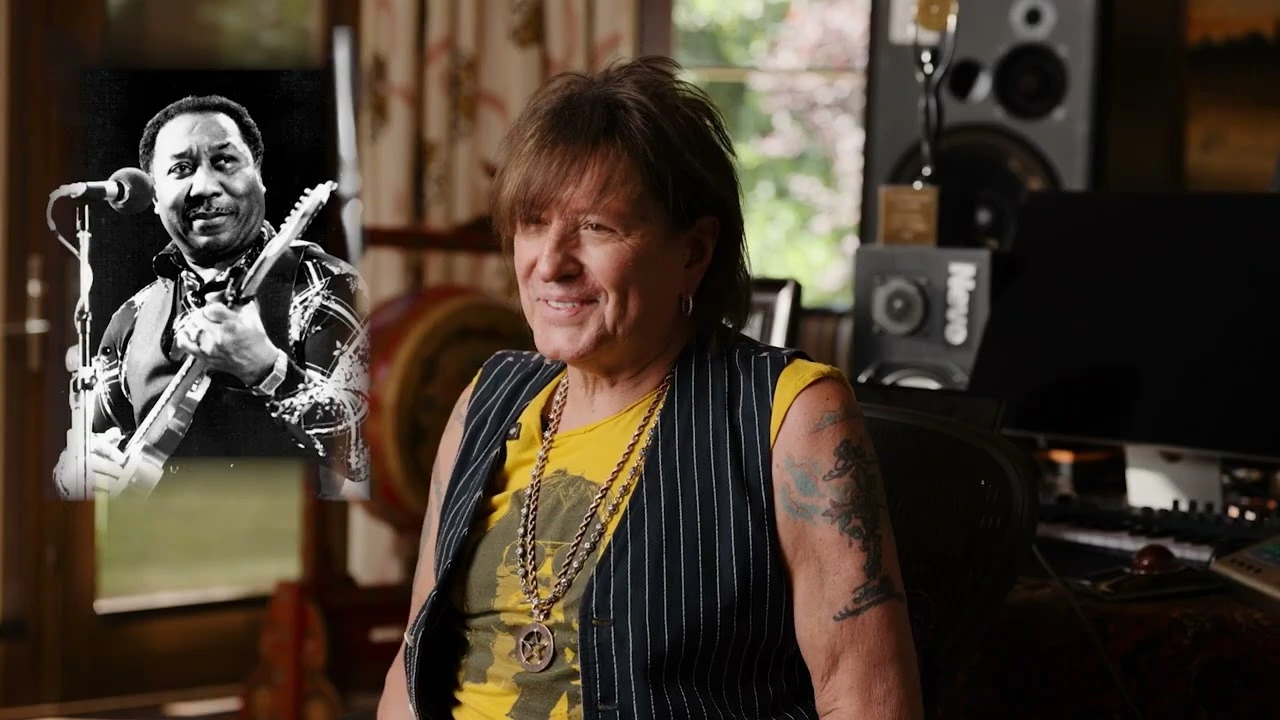 From Albert Collins to Joe Bonamassa: How Guitar Masters Pass Down Their Fire