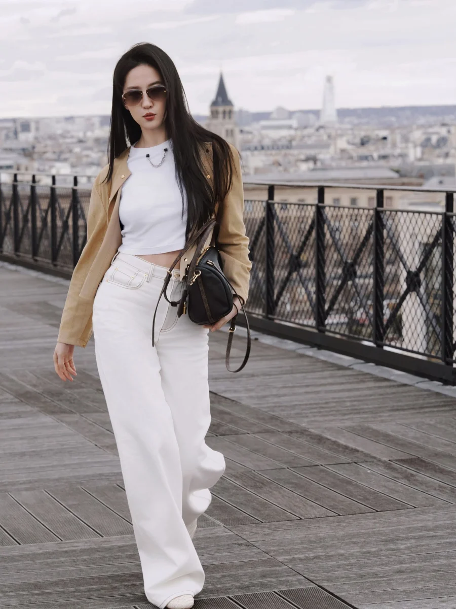 Công thức mặc đẹp mùa hè từ phong cách sao quốc tế
