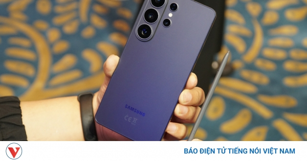 Apple và Samsung nắm 84% phân khúc smartphone cao cấp: người dùng còn bao nhiêu lựa chọn?