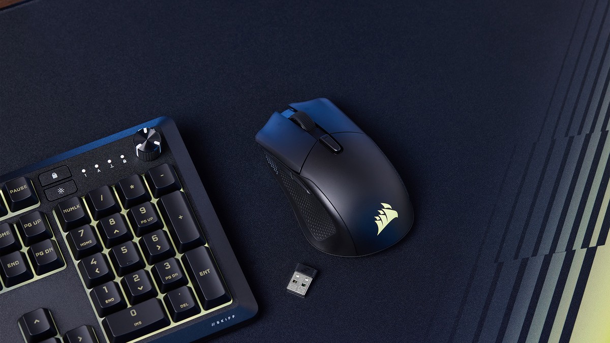 Corsair SKIFF 100 và Harpoon v2 Wireless: combo bền bỉ cho game thủ phổ thông