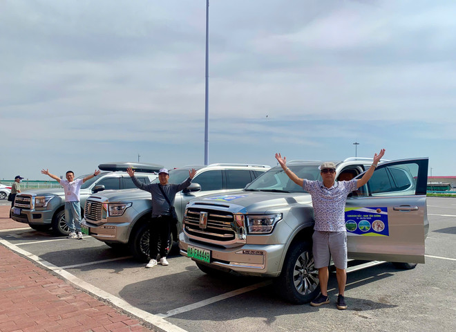 Du khách Việt rời bỏ tour giá rẻ để “đi để sống”