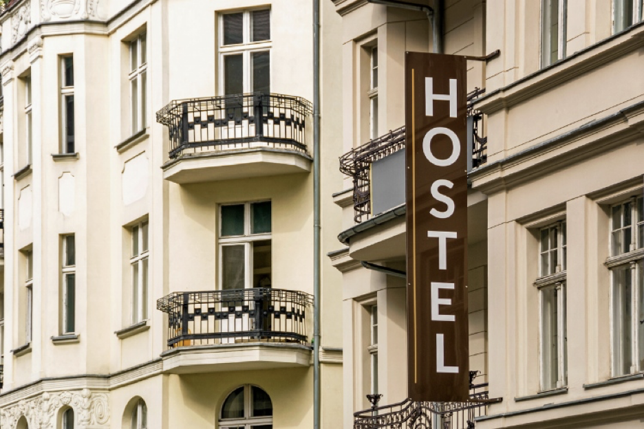 Airbnbs vs Hostels vs Hotels: The Real Cost Math for Month-Long Stays