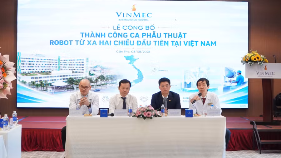 Phẫu thuật robot từ xa 1.700km: bước ngoặt cho y tế Việt Nam