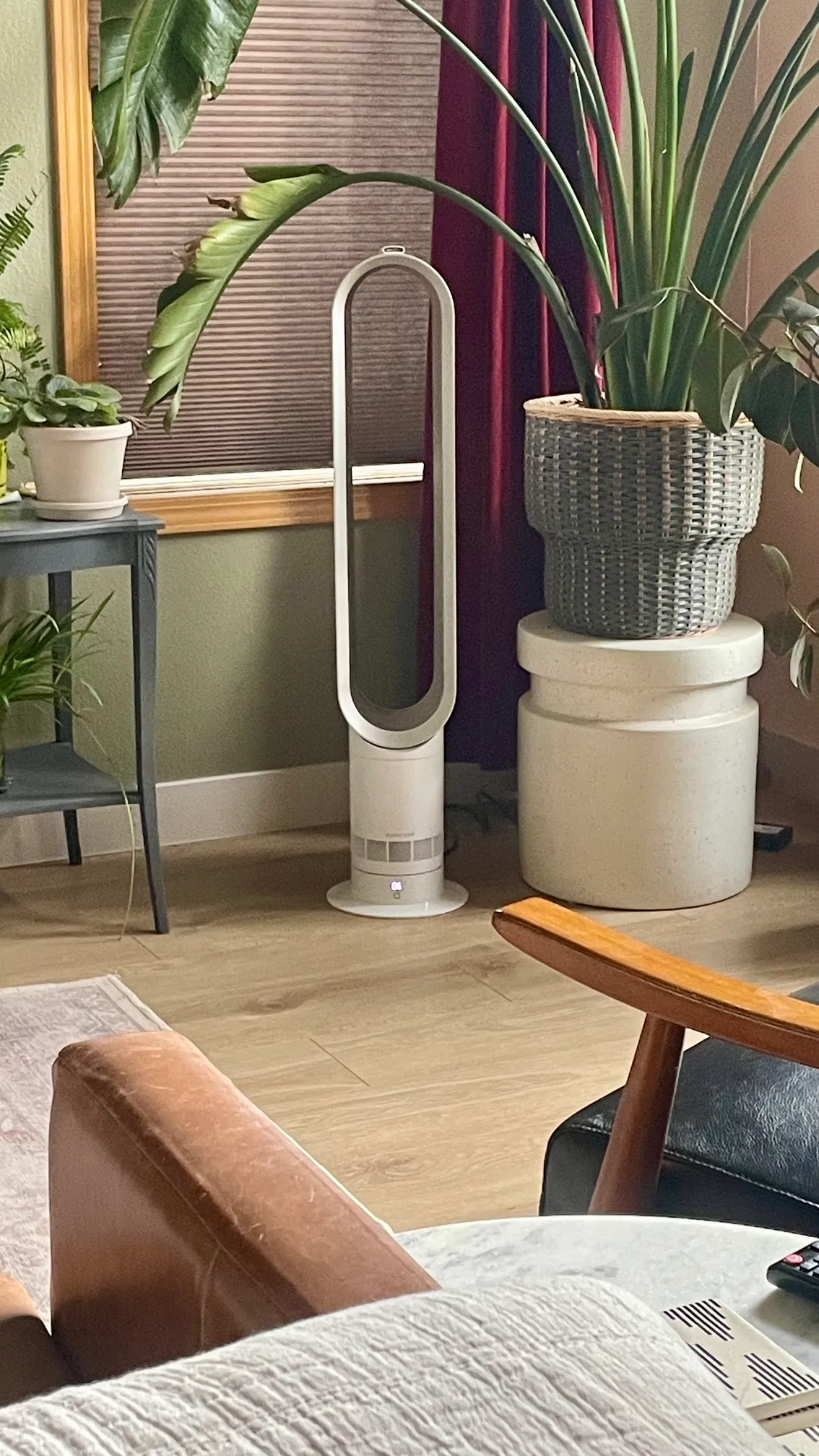 Dyson Cool Tower Fan Review: Quiet Power for Cozy Rooms