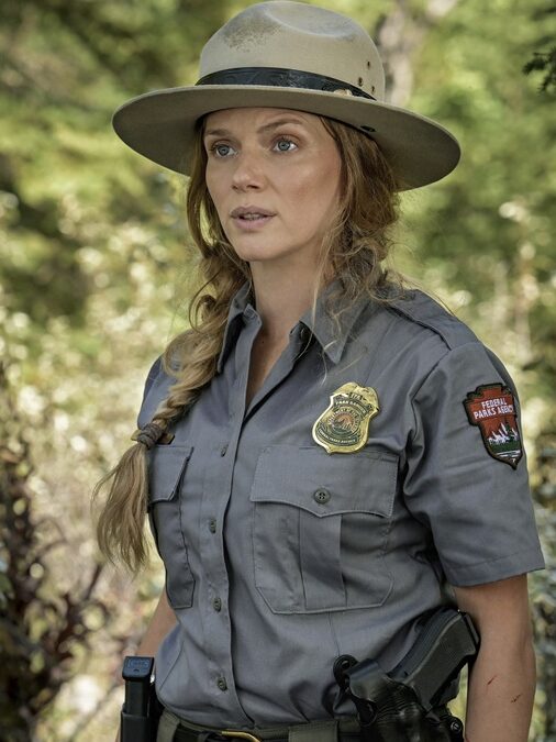 How Tracy Spiridakos Swaps Urban Crime-Fighting for Anna Pigeon’s Park Ranger Mysteries