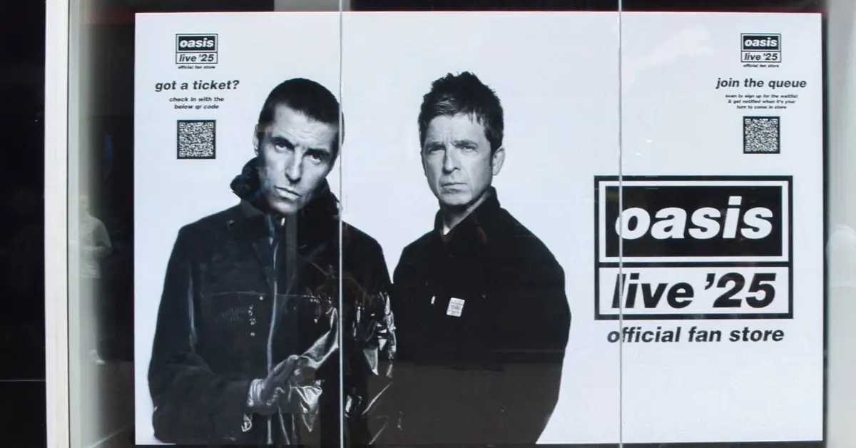 Oasis Set to Bury Drummer Feud for Hall of Fame Reunion