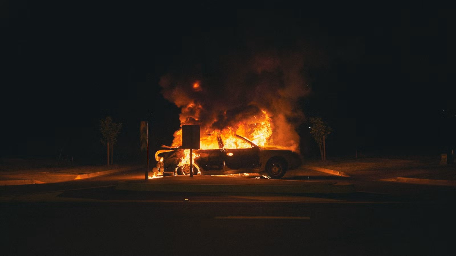 EV Battery Fires vs Gas Cars: What the New Science Really Shows