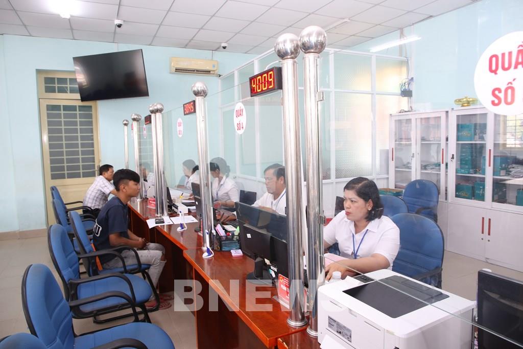 Chính quyền địa phương dùng AI xử lý hồ sơ: Giảm trễ hạn, tăng minh bạch