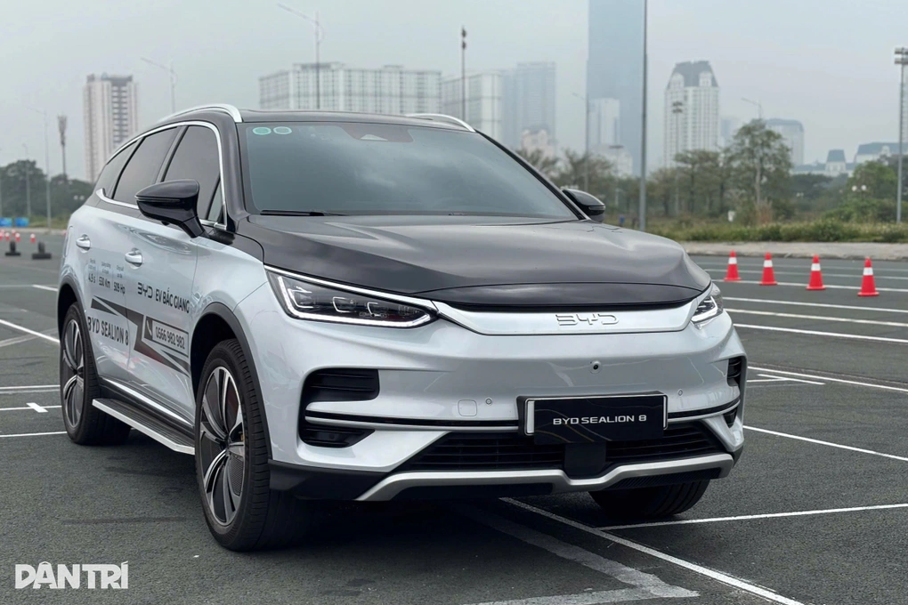 SUV 7 chỗ trong tầm giá 1,6 tỷ: chọn xăng, hybrid hay điện?
