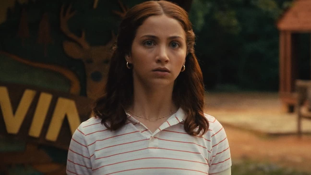 18 Horror Movies Worth Binge-Watching on Netflix Right Now