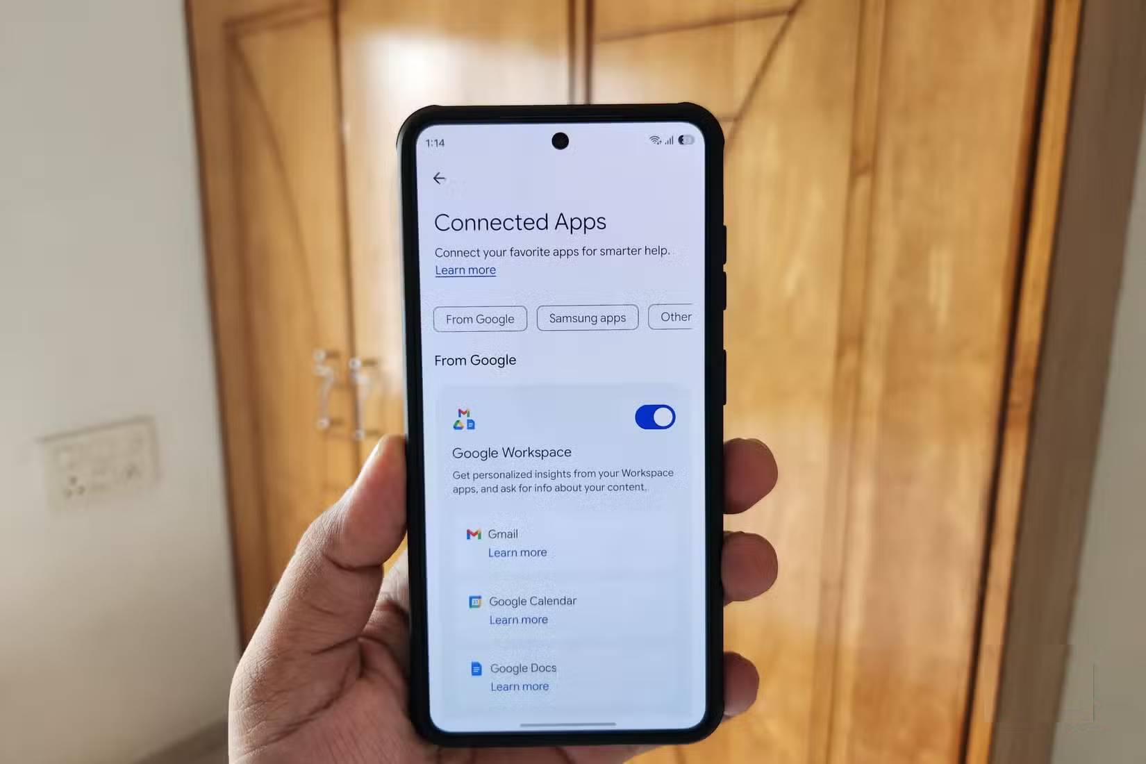 Gemini sửa lỗi Pixel và quản lý ứng dụng Samsung thông minh hơn