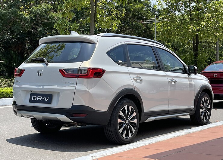 Honda BR-V tháng 8: MPV 7 chỗ đáng mua nhất với ưu đãi 100% phí trước bạ?