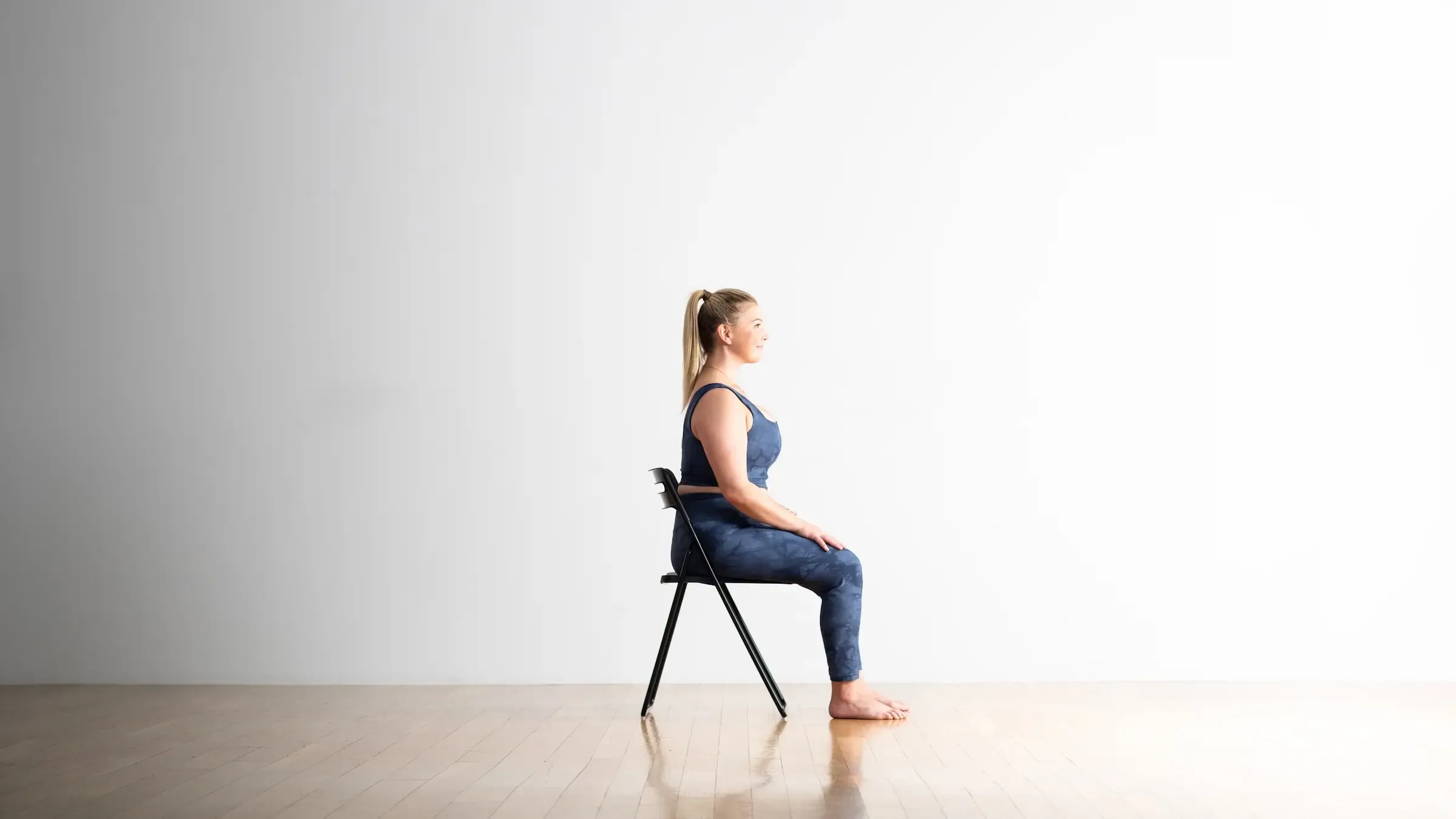 Chair Yoga Moves That Restore Joint Mobility Without Standing
