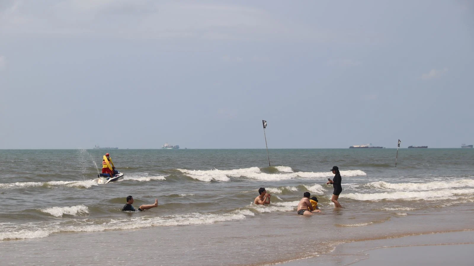 Lừa đảo du khách tại TP.HCM ngày càng tinh vi: Cách tự bảo vệ khi đặt tour và khách sạn