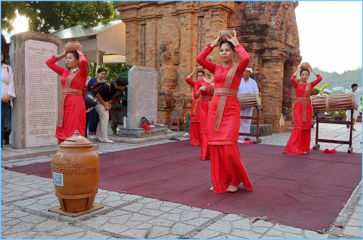 Khánh Hòa và Đà Nẵng bứt phá tăng trưởng du lịch nội địa