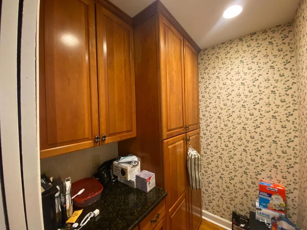 Painting Oak Cabinets a Bold New Color for a High-Impact Kitchen Refresh