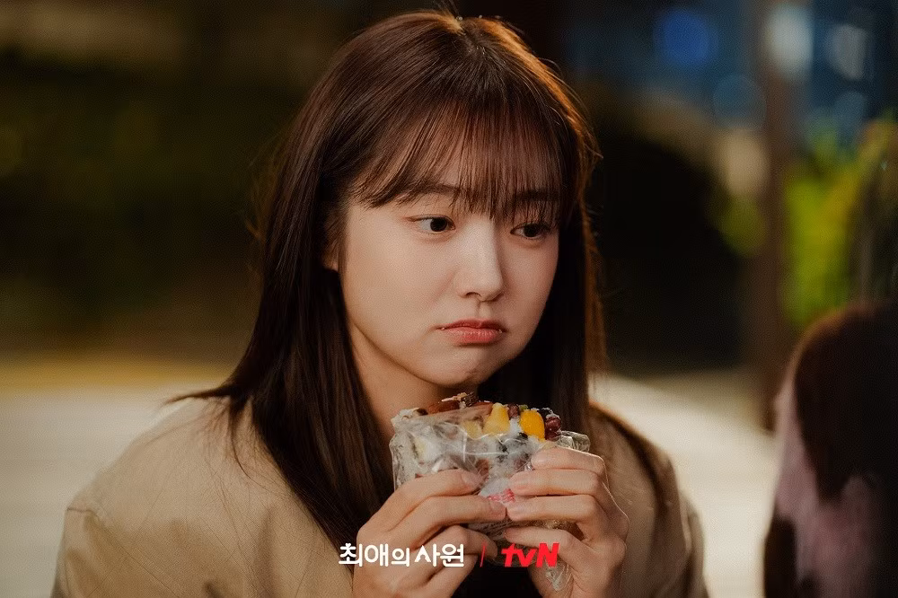 Phim Hàn tháng 8: Cuộc đua rating giữa Song Kang và Jung Hae In