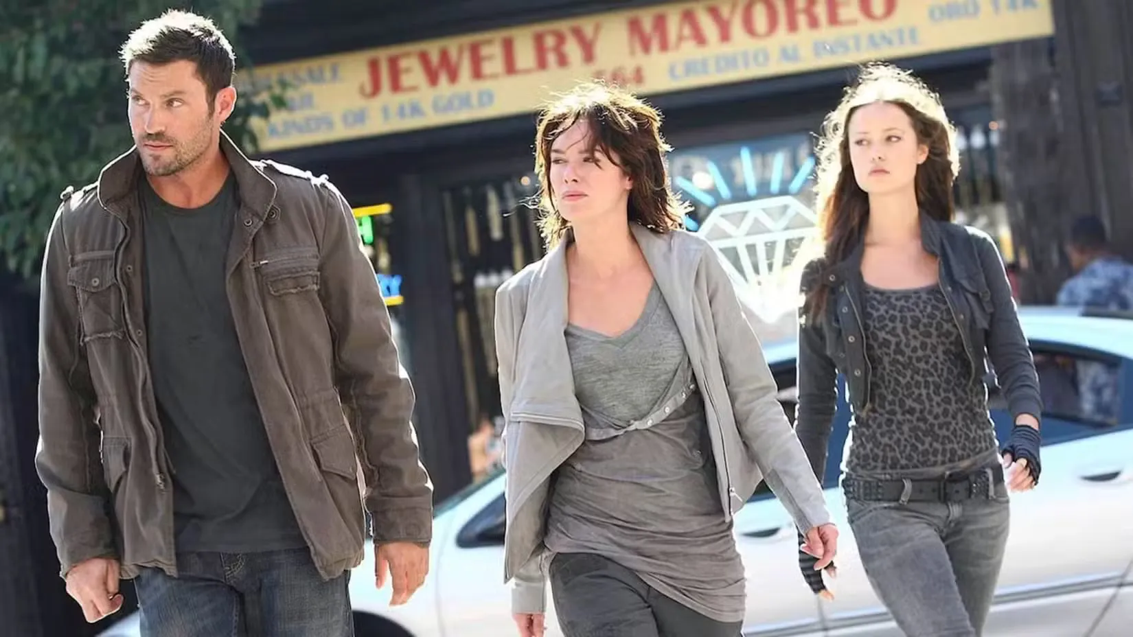 8 Sci-Fi Shows With Zero Bad Seasons Perfect for Weekend Binge Sessions