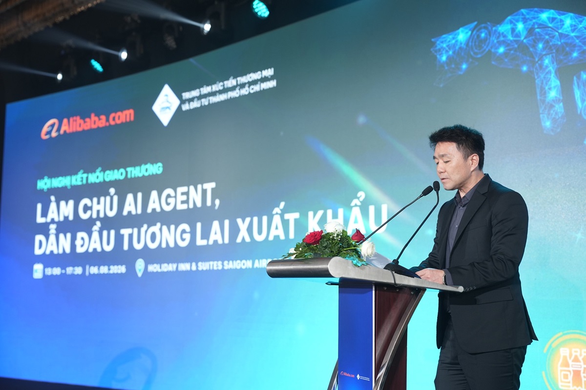 Accio Work của Alibaba: AI tác nhân plug-and-play cho xuất khẩu Việt