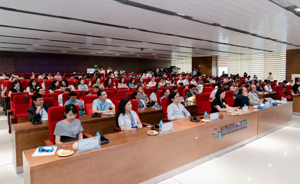 Các chuyên gia y học bào thai hàng đầu thế giới quy tụ tại Hà Nội