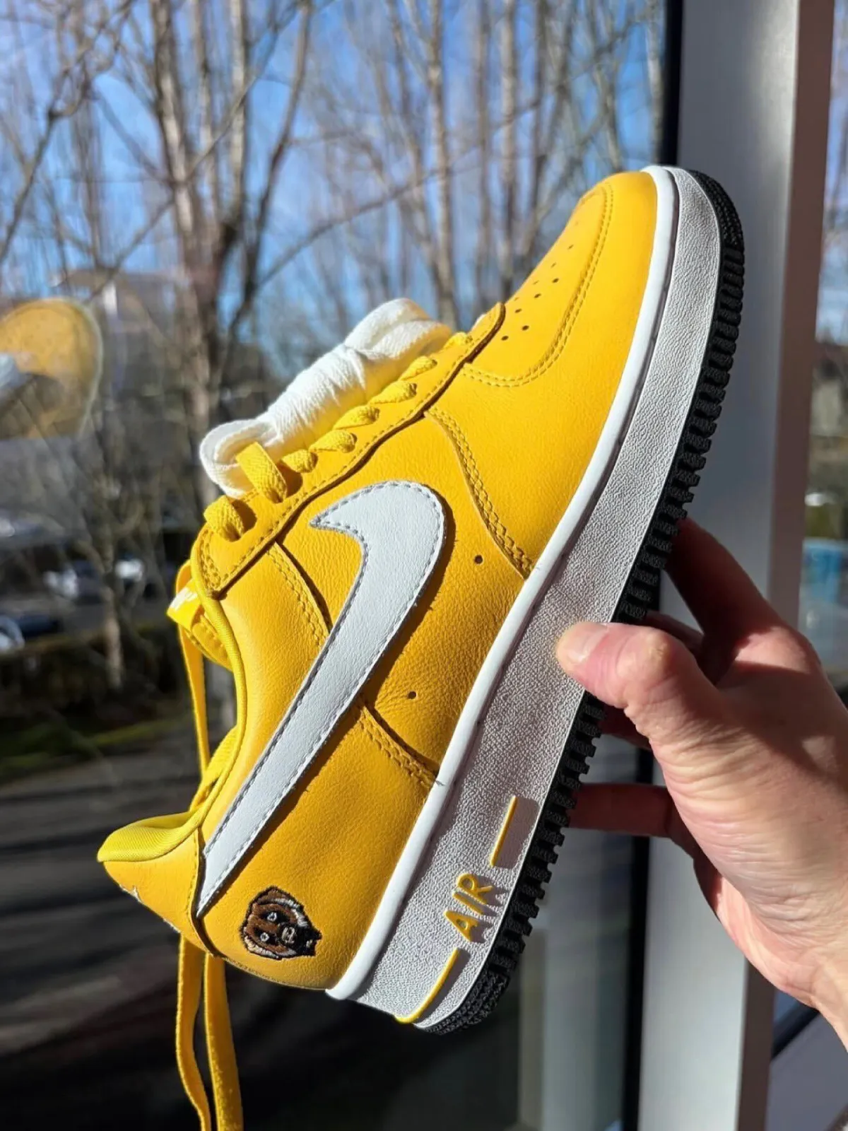 Victor Victor x Nike Air Force 1 ’01 Drops in Yellow and Red