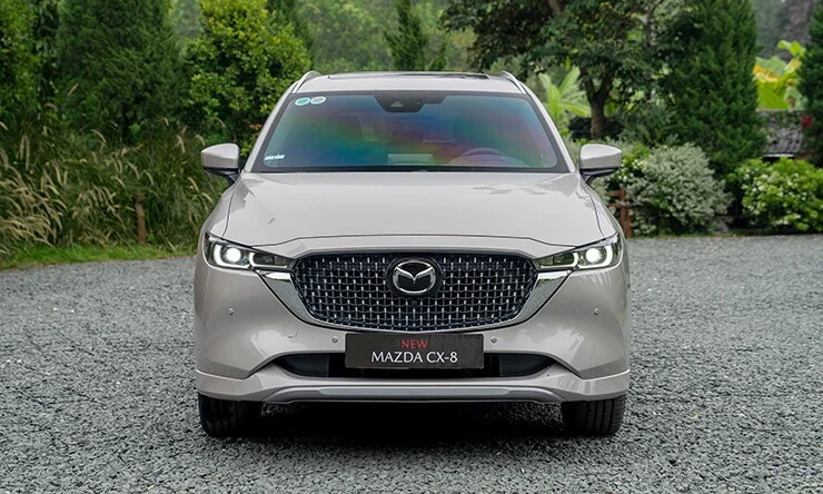 Mazda CX-5 và CX-8: Chọn giá trị hay không gian cho gia đình