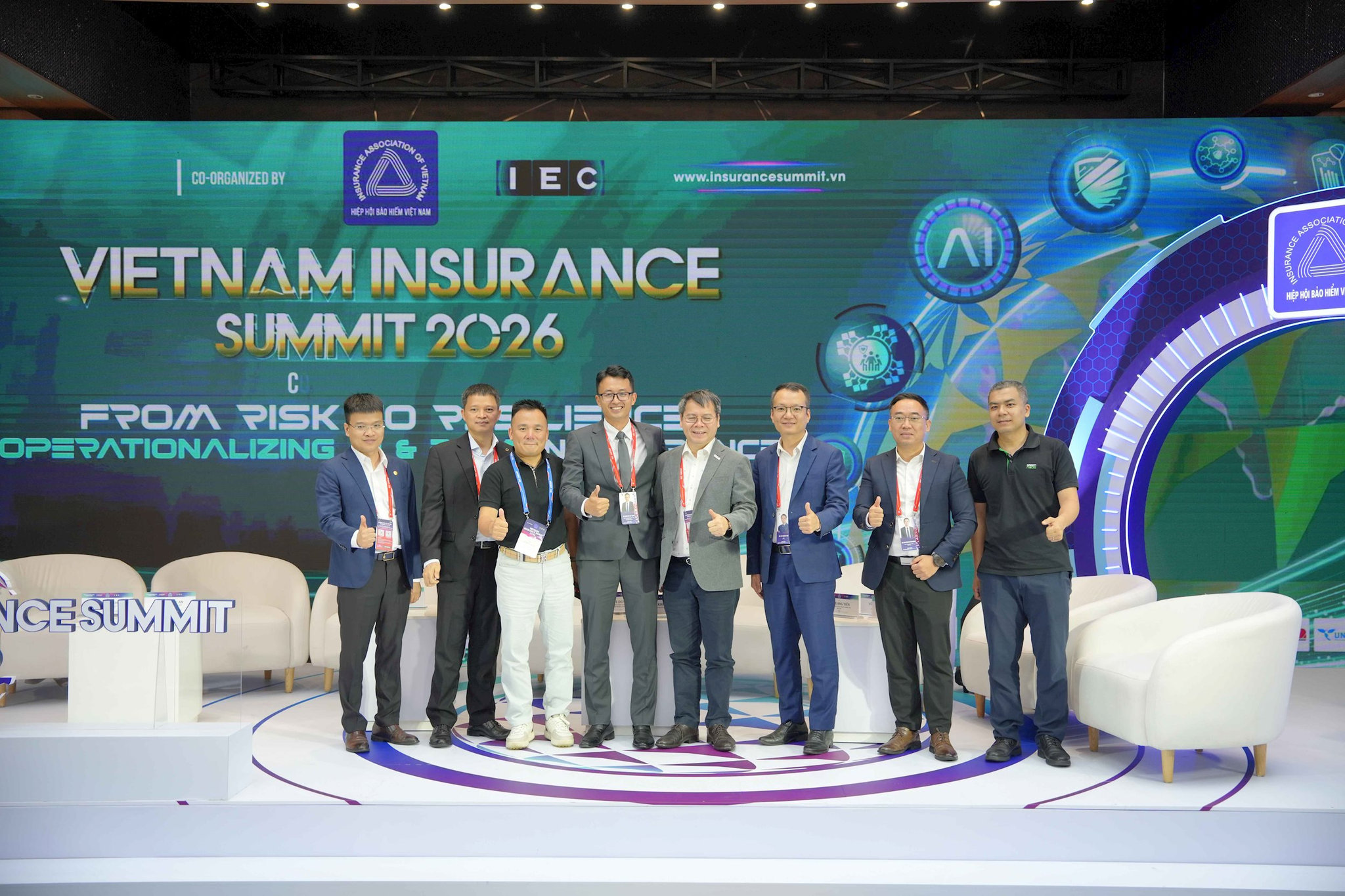 Từ thử nghiệm đến vận hành: vì sao AI bảo hiểm vẫn mắc kẹt
