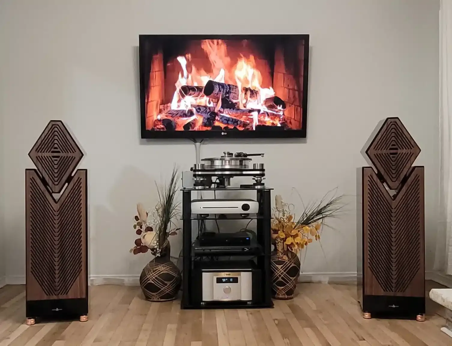 Isolation Platforms and Premium Cables Become Core Hi‑Fi Components