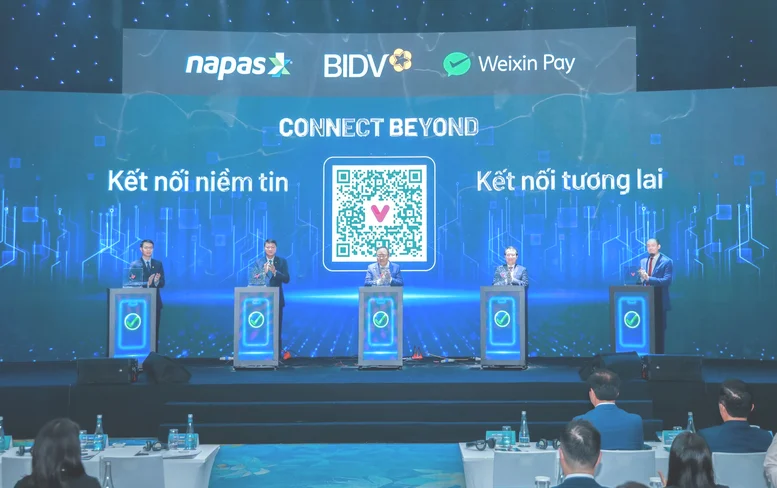 Thanh toán QR xuyên biên giới Việt Nam–Trung Quốc: Cơ hội mới cho du lịch và thương mại