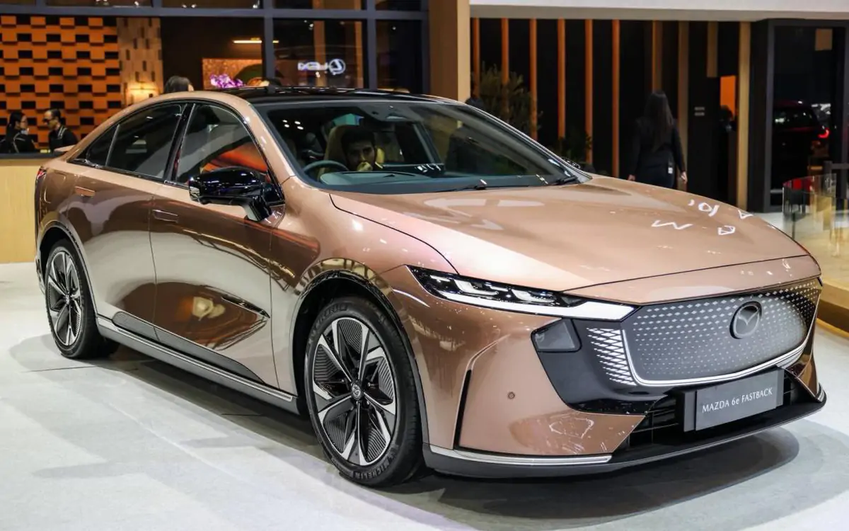 Mazda 6e: sedan điện 552 km tầm hoạt động thách thức BYD Seal và Kia EV4