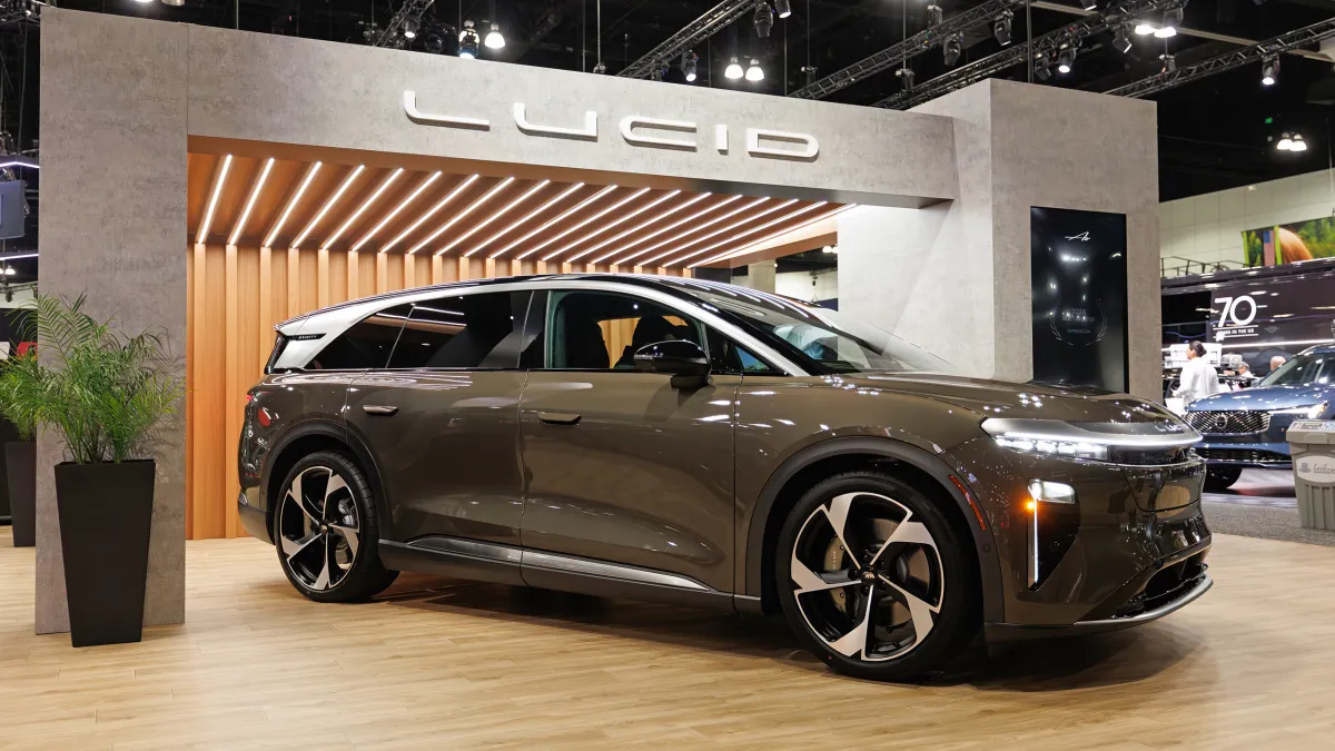 Lucid Cosmos SUV Delay: A Risky Bet in the Affordable EV Race