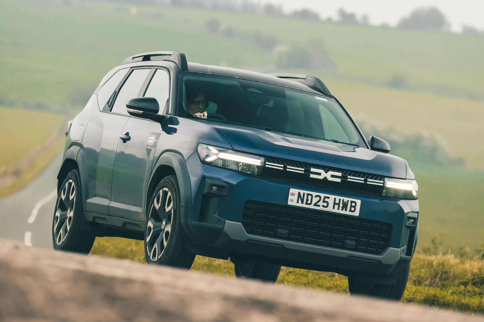 Budget-Friendly Family SUVs: Dacia Bigster vs Hyundai Palisade