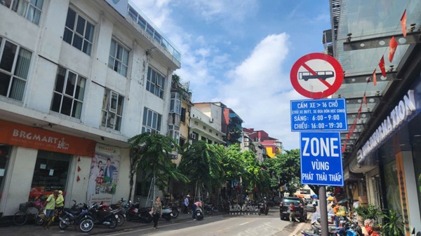 Hà Nội hỗ trợ chuyển đổi xe điện: Chính sách, hạ tầng và thực tế triển khai