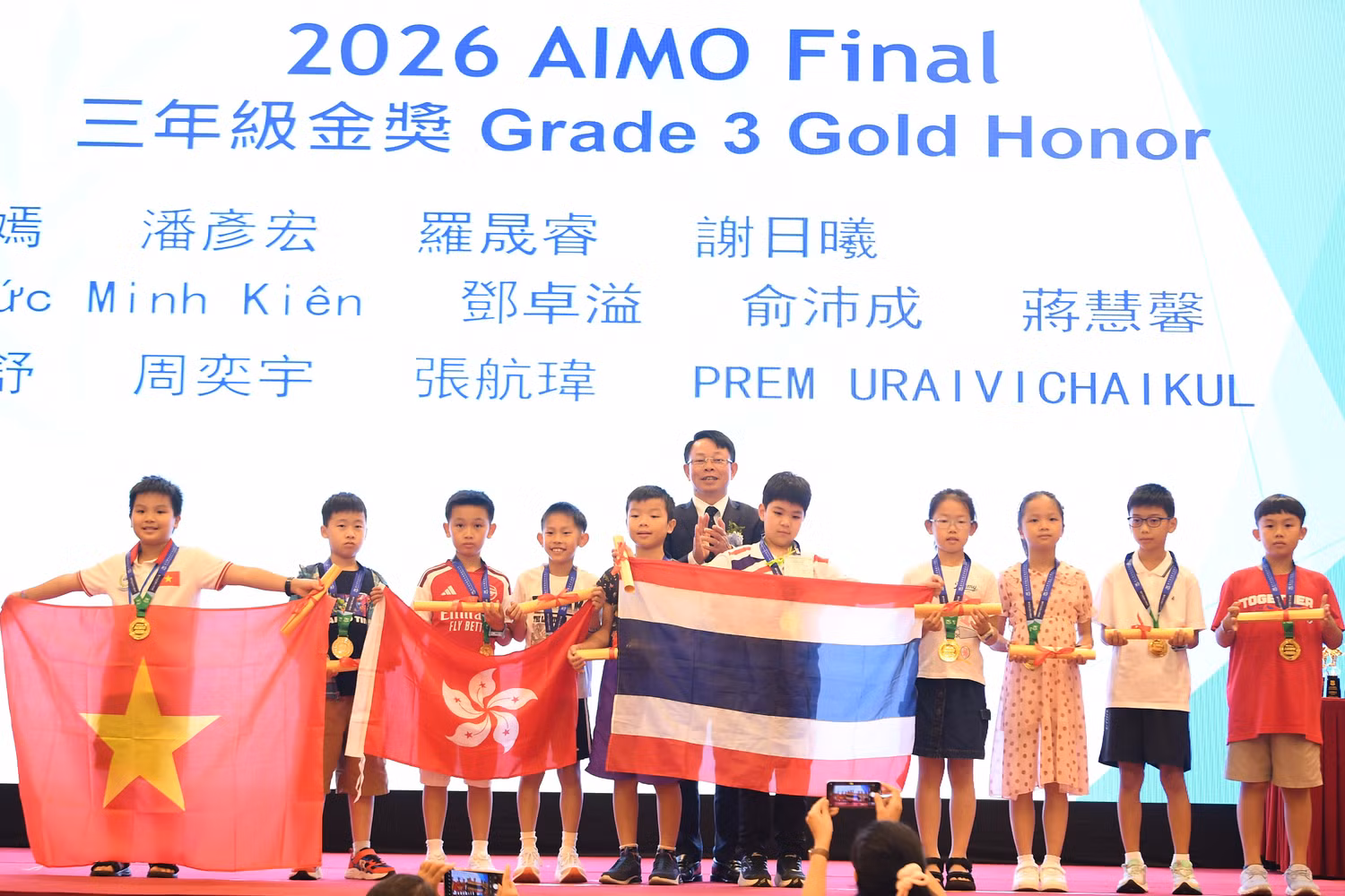 Học sinh Việt Nam tỏa sáng tại Chung kết AIMO: Thành tích và bài học cho giáo dục toán học