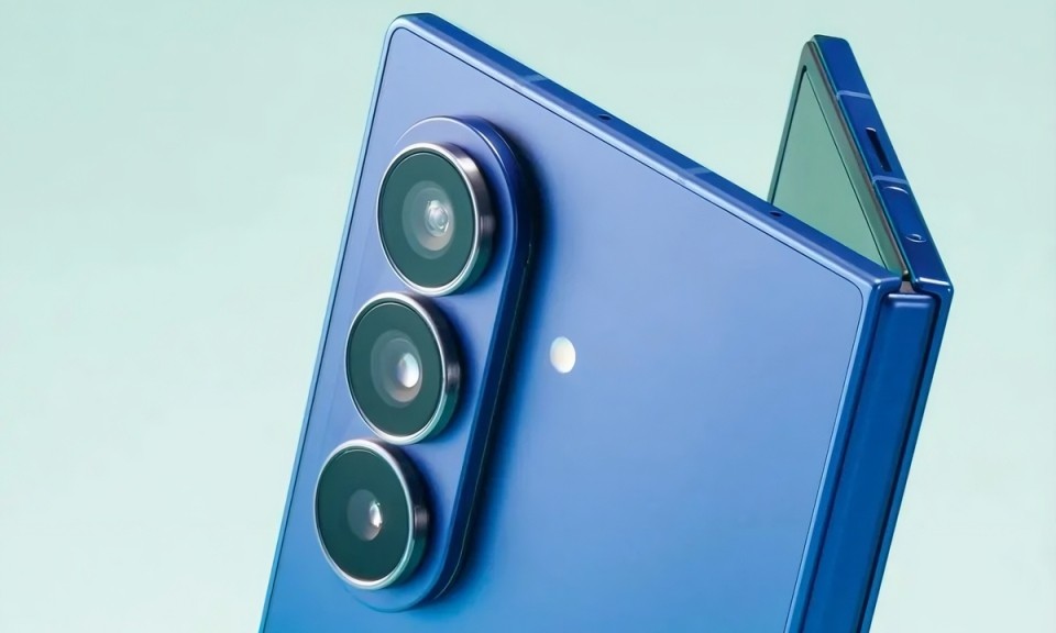 Galaxy Z Fold8 vs Z Flip8: Chọn điện thoại gập nào cho số đông?