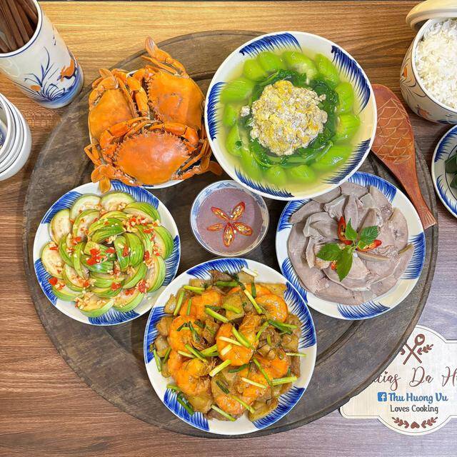 5 mâm cơm gia đình đơn sơ nhưng đẹp như nhà hàng