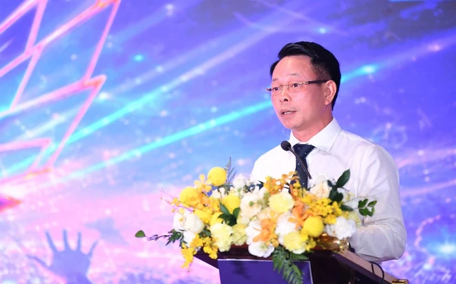 Mùa hè bùng nổ đại nhạc hội Việt: thương hiệu đổ tiền cho âm nhạc trực tiếp