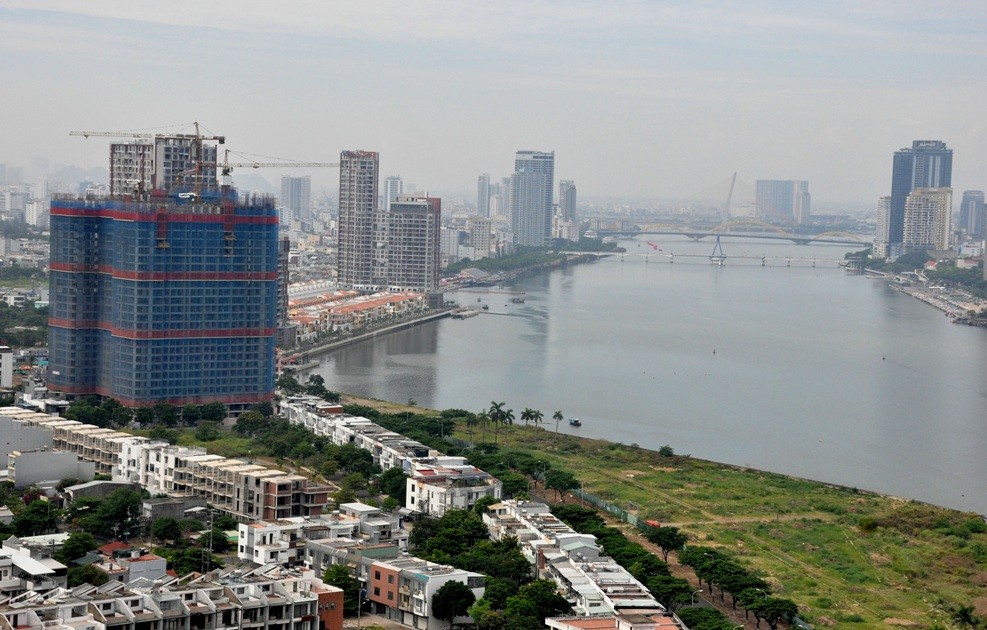 Các trường cao đẳng công nghệ mở đường vào AI và bán dẫn