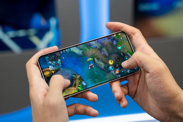 Điện thoại chơi game: chọn đúng máy để FPS luôn ổn định