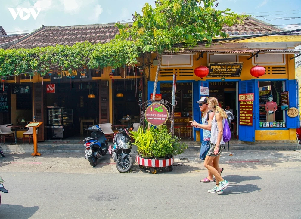Ẩm thực đường phố Hà Nội và TP.HCM: Vì sao châu Âu phát sốt