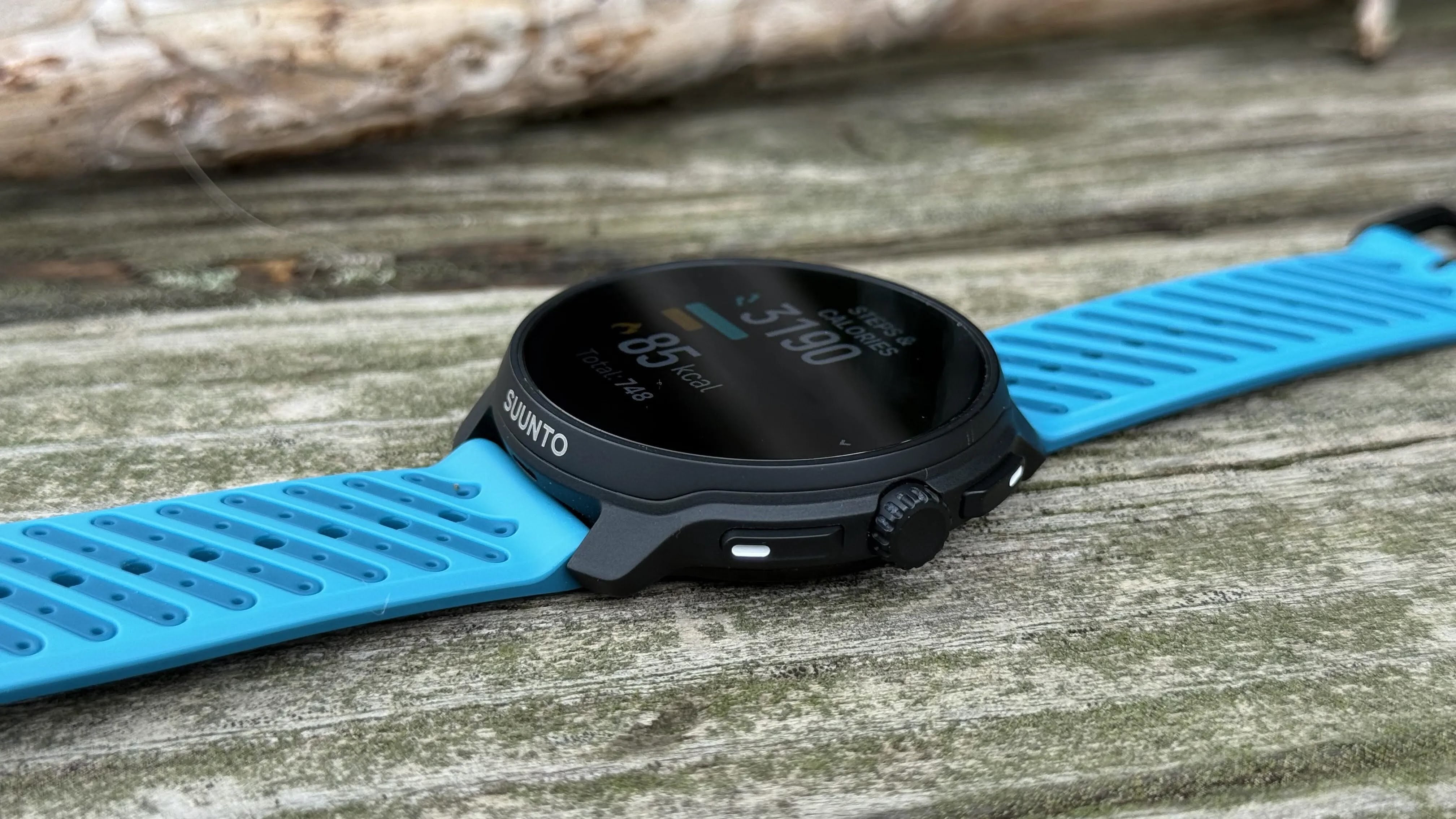 Suunto Race 2 vs Garmin Forerunner 70: Which Running Watch Is Better Value?
