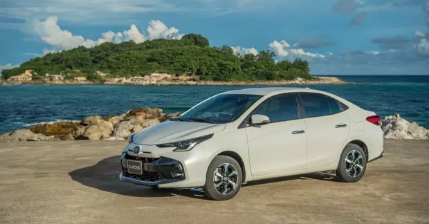 Toyota giảm giá tháng 8: Chọn mẫu xe nào đáng mua nhất?