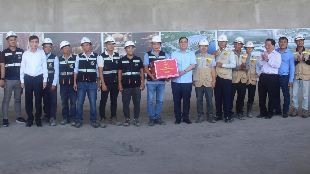 Phú Quốc chạy đua công trình APEC: tăng tốc có đi kèm chất lượng?