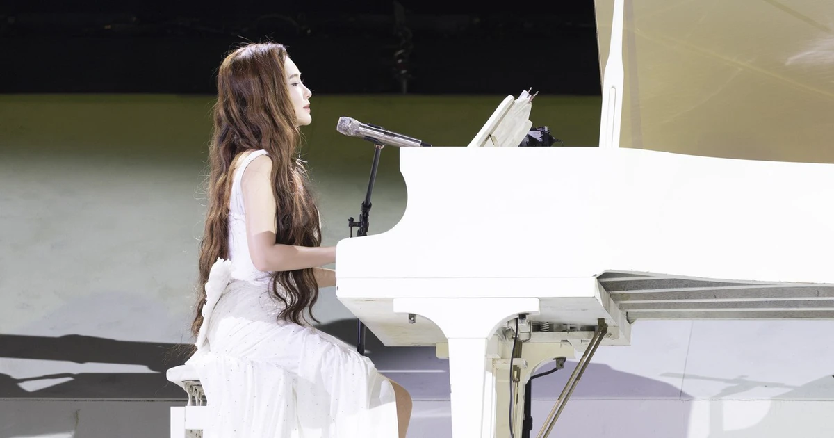 Khoảnh khắc piano giữa Hương Tràm và Phan Mạnh Quỳnh