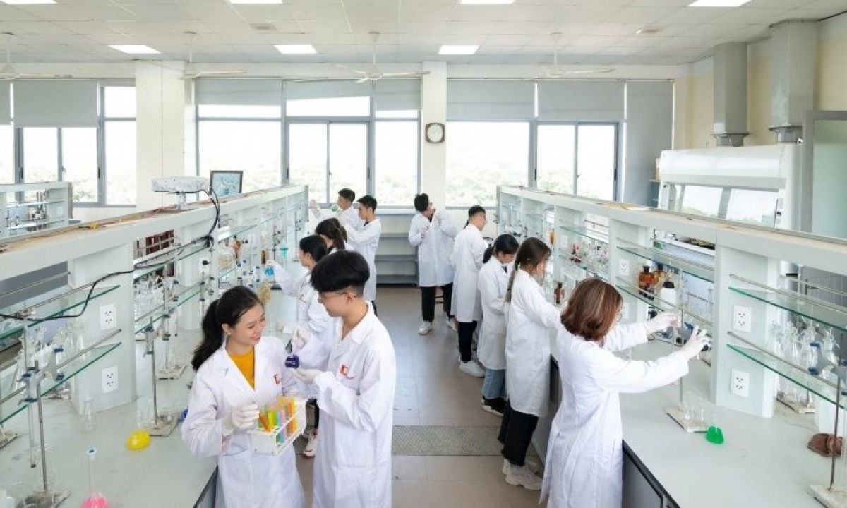 Làm chủ 10 công nghệ lõi: Bước ngoặt xây dựng hệ sinh thái nghiên cứu quốc gia