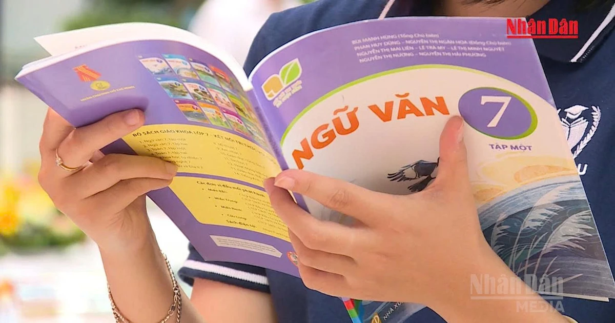 Chuẩn bị sách giáo khoa trước năm học mới: Phụ huynh không được phép chậm chân
